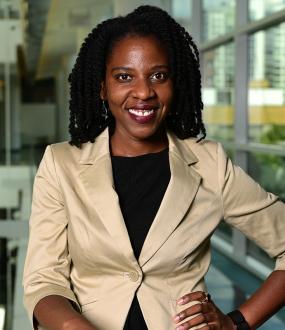 A headshot of Tiffany Johnson.